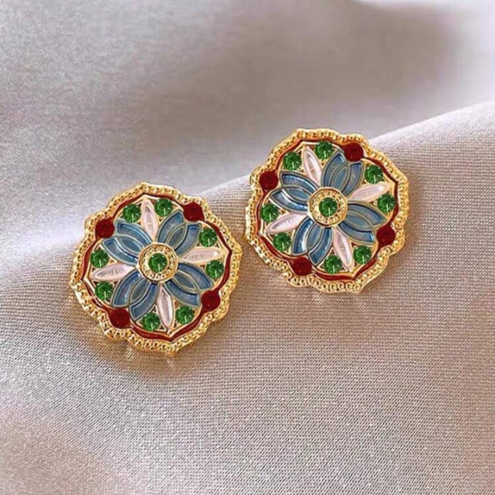 Beautiful Floral Indian Boho Style Red Blue Green Stud Earrings Lightweight New